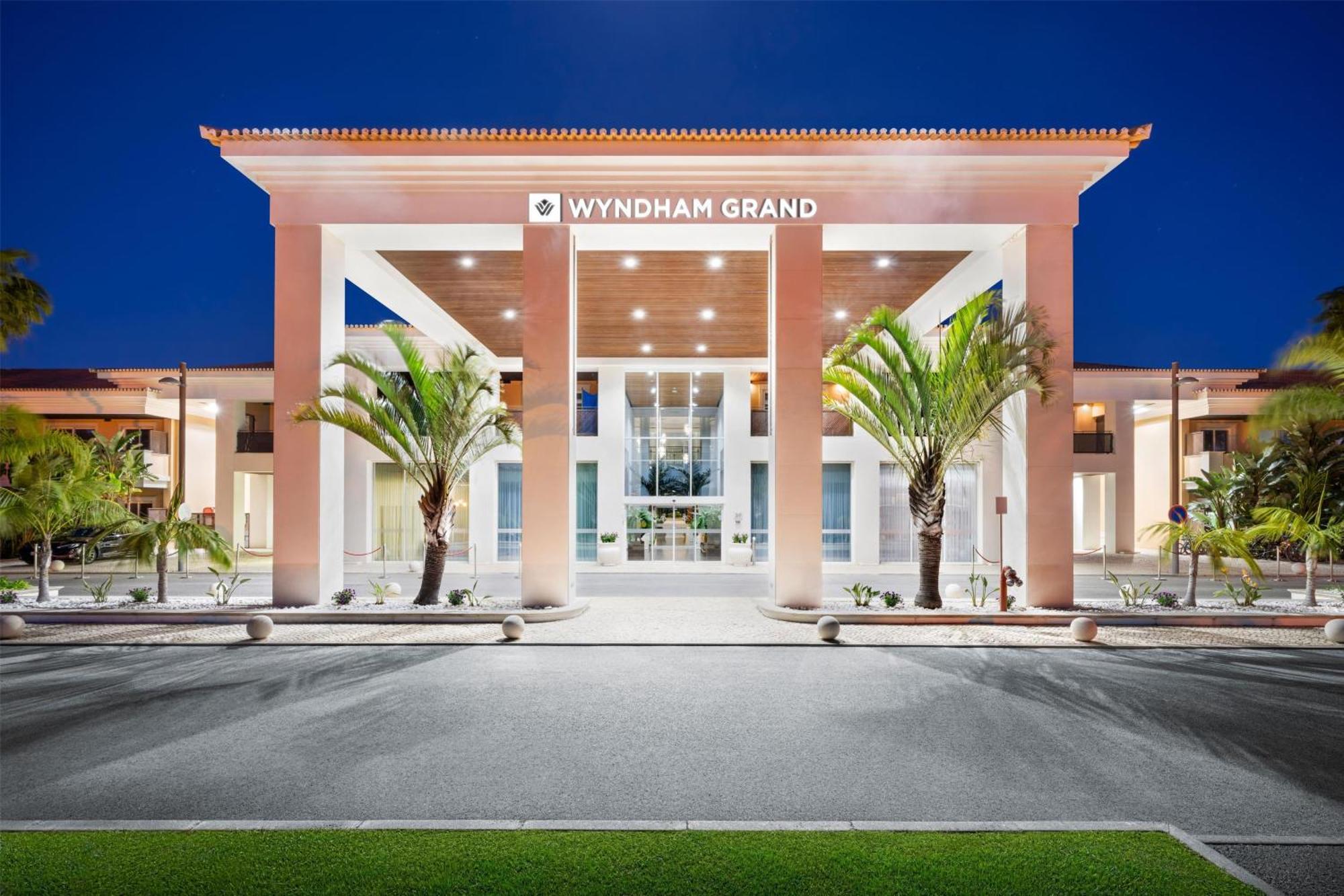 ホテル Wyndham Grand Algarve キンタ・ド・ラーゴ エクステリア 写真
