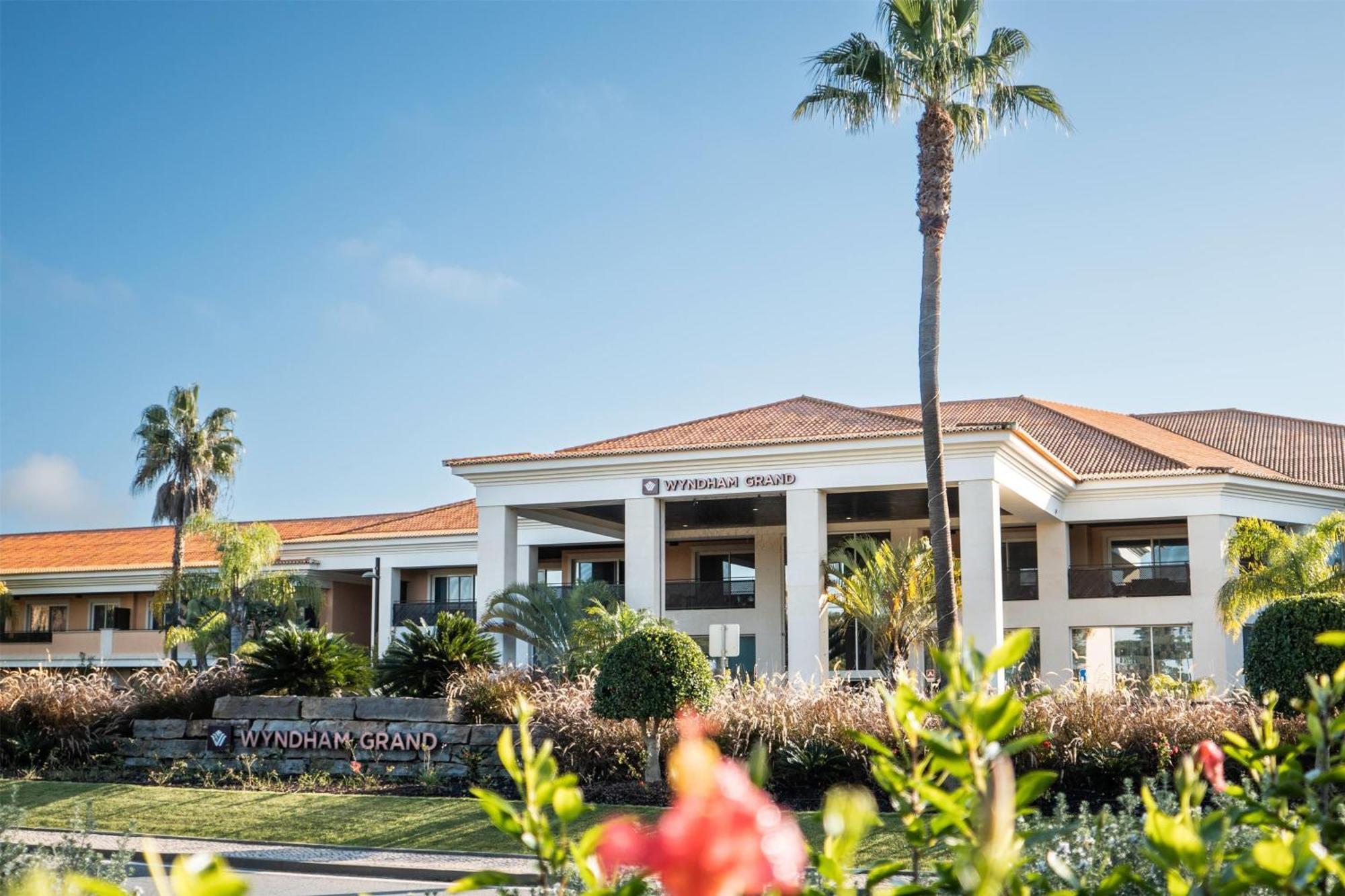ホテル Wyndham Grand Algarve キンタ・ド・ラーゴ エクステリア 写真
